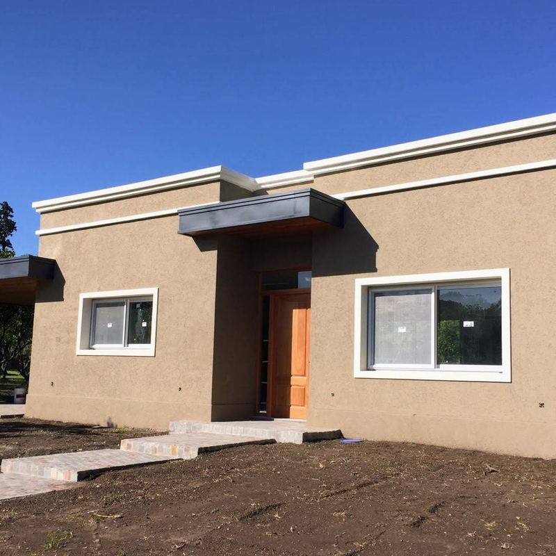Obra en Azahares del Paraná, línea Módena
